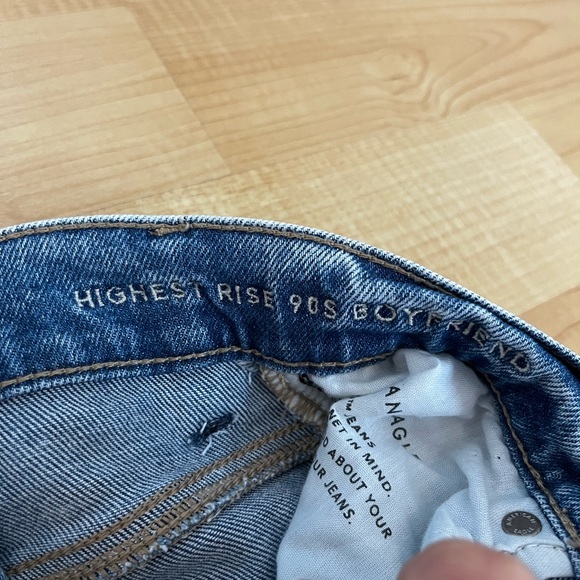 American Eagle Ripped High Rise Jeans - Picture 3 of 5